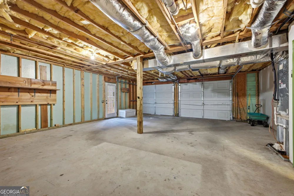 50 Oak Grove LN NW Adairsville, GA 30103