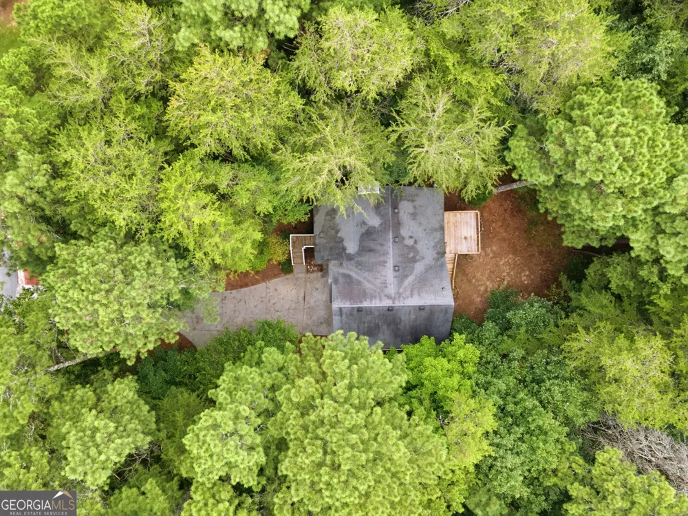 50 Oak Grove LN NW Adairsville, GA 30103