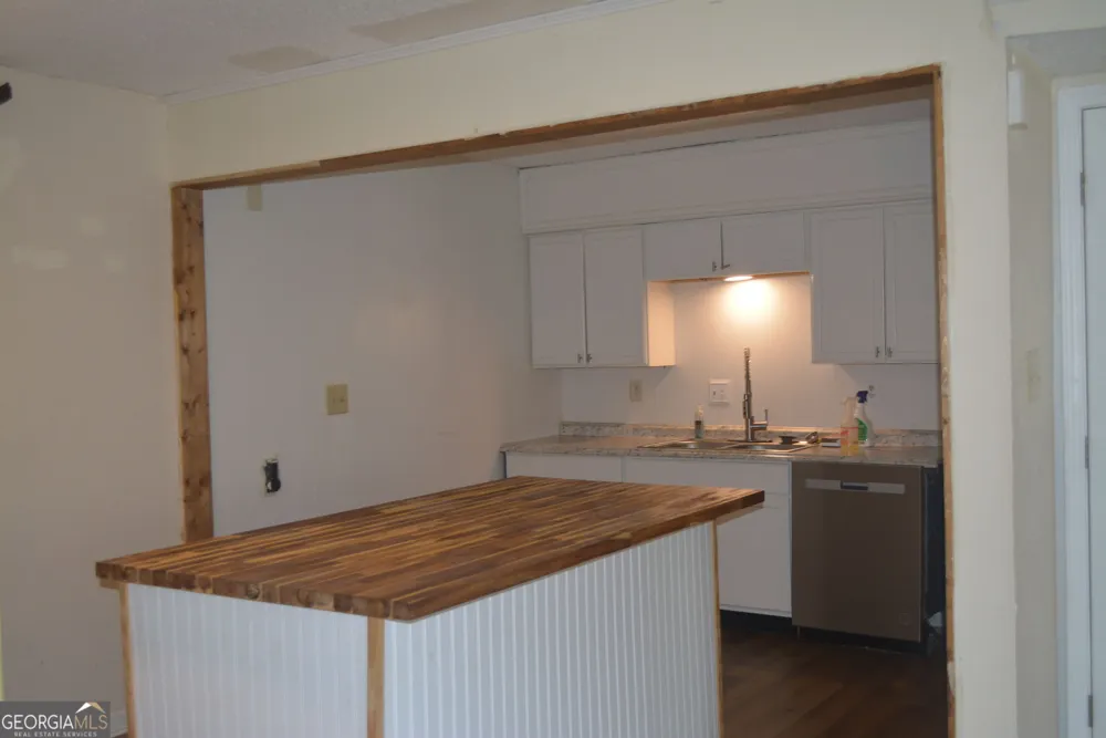 4701 Flat Shoals RD Union City, GA 30291