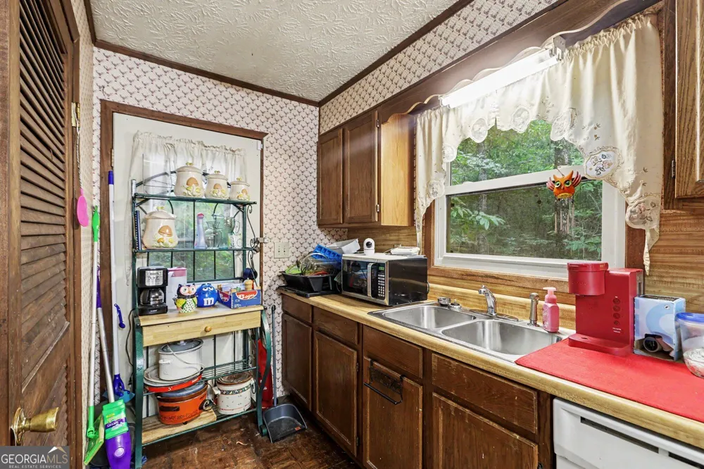 161 Hodge RD Carrollton, GA 30116