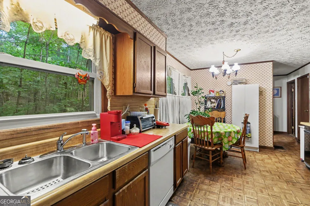 161 Hodge RD Carrollton, GA 30116