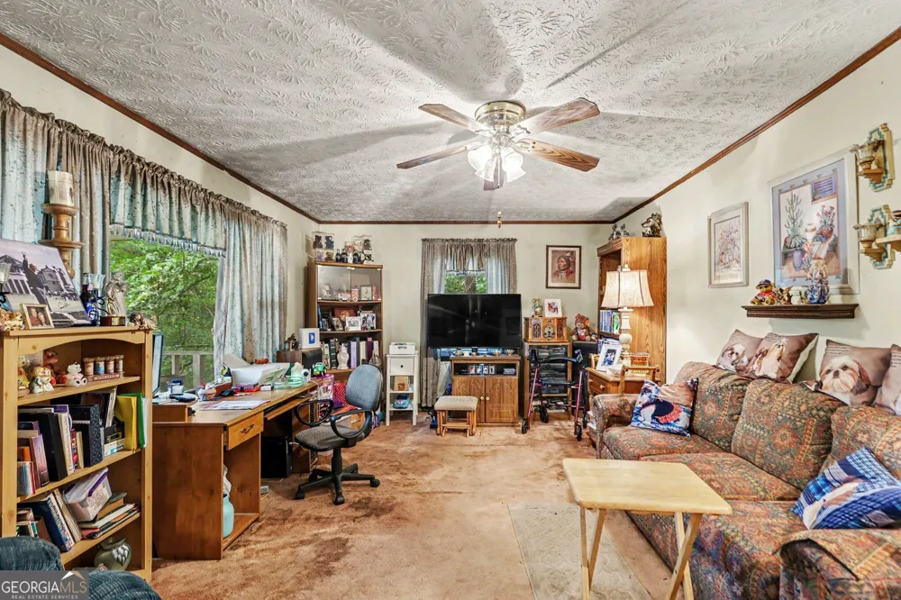 161 Hodge RD Carrollton, GA 30116