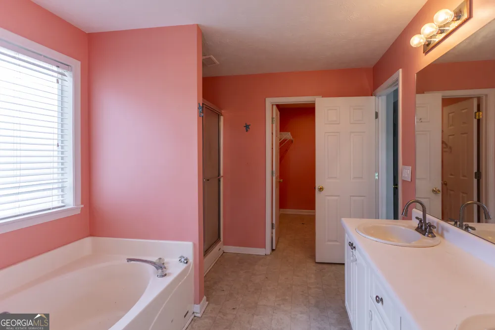 516 Cambridge WAY Loganville, GA 30052