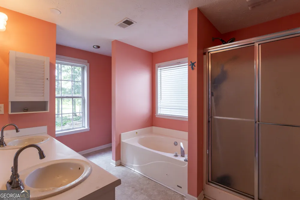 516 Cambridge WAY Loganville, GA 30052