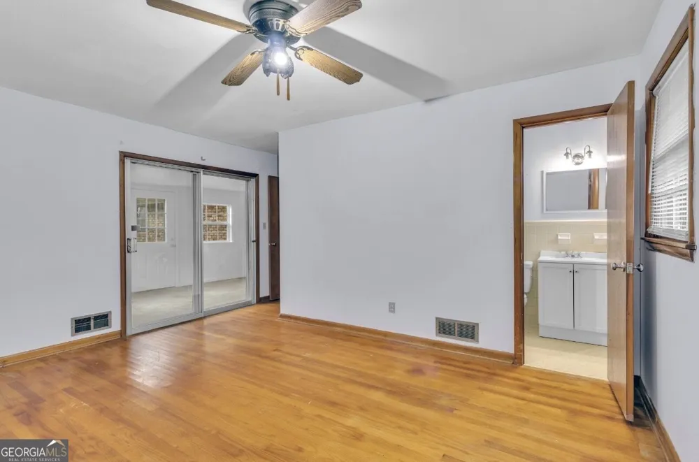 1937 Brannon DR Austell, GA 30106