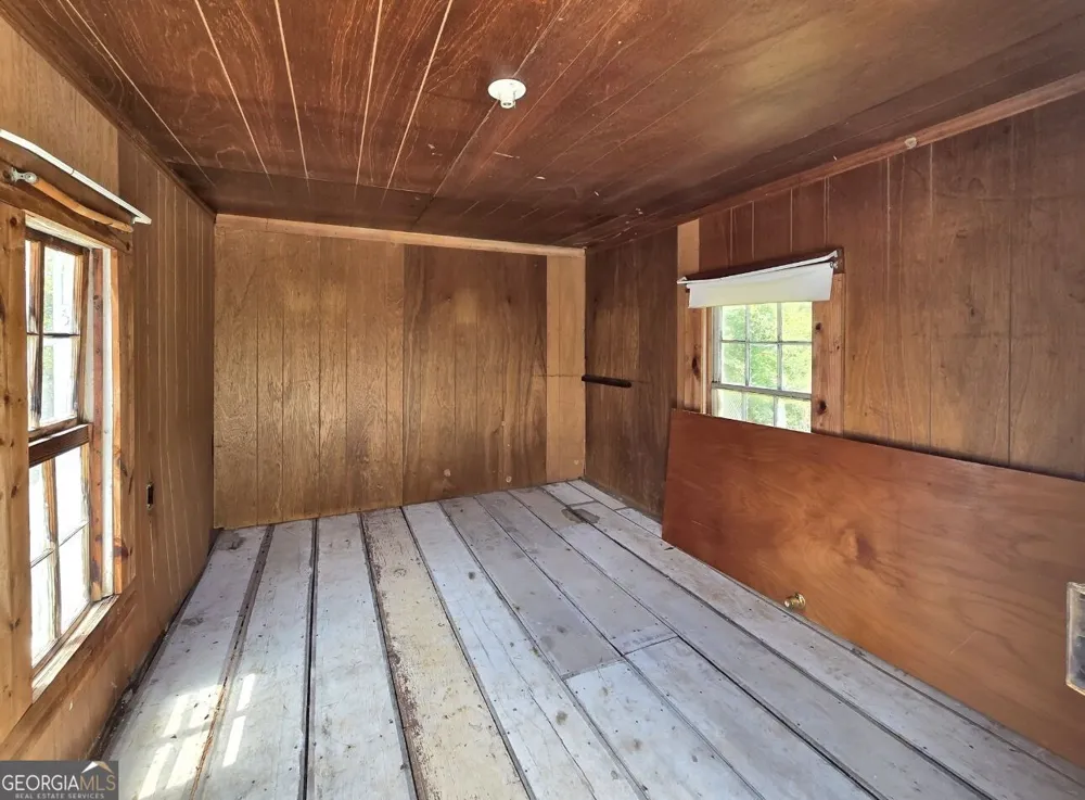 1937 Brannon DR Austell, GA 30106
