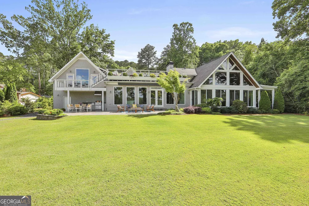 111 Loblolly CIR Peachtree City, GA 30269