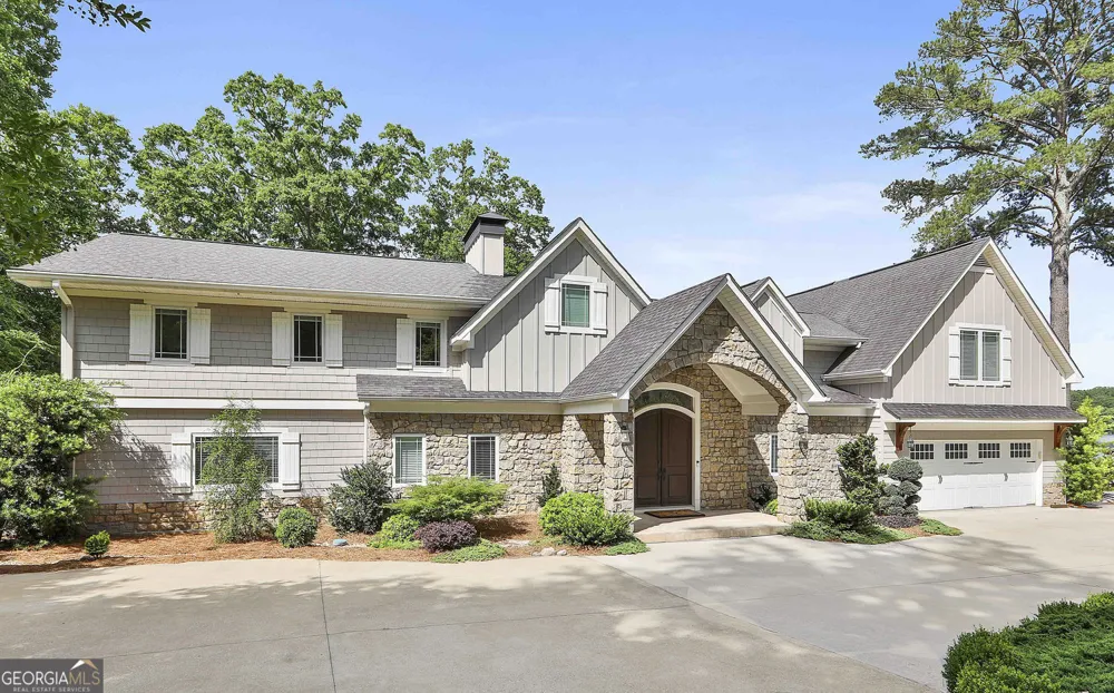 111 Loblolly CIR Peachtree City, GA 30269