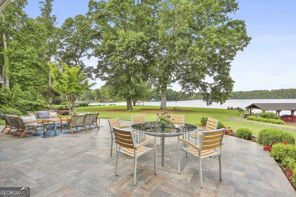 111 Loblolly CIR Peachtree City, GA 30269
