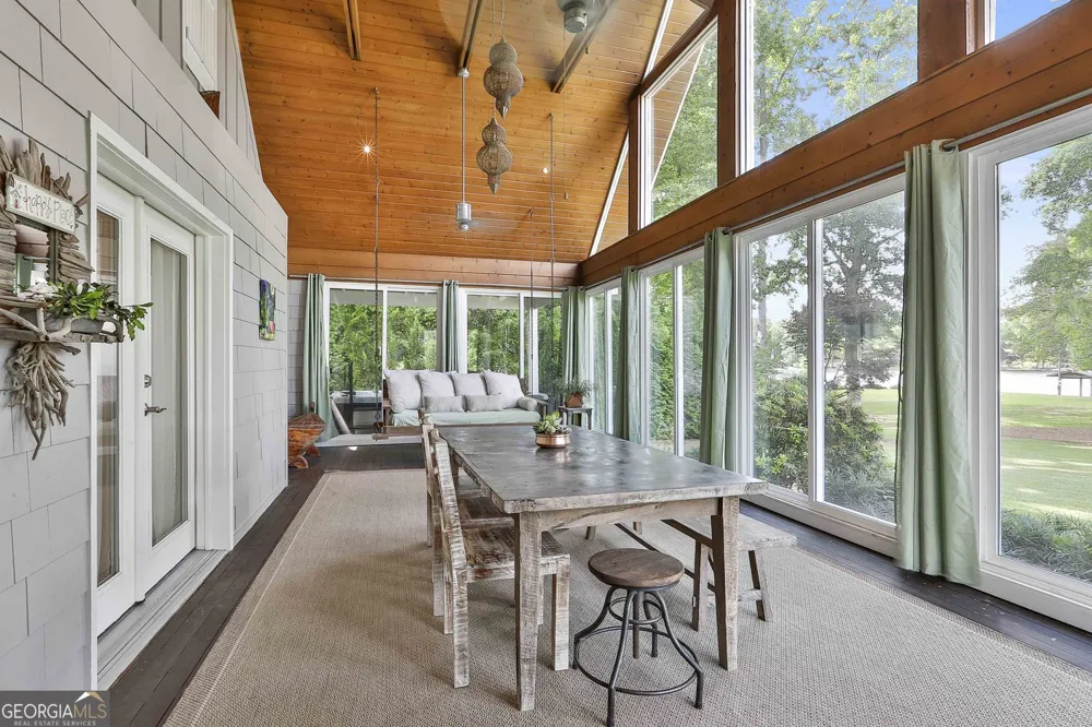 111 Loblolly CIR Peachtree City, GA 30269