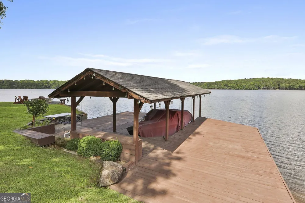 111 Loblolly CIR Peachtree City, GA 30269
