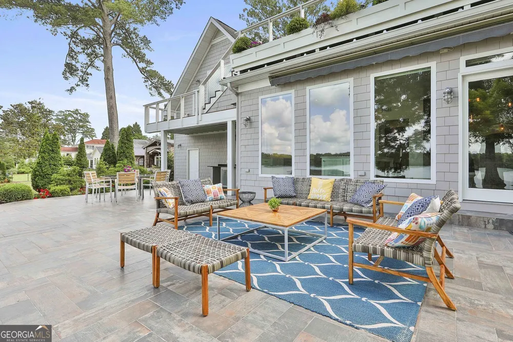 111 Loblolly CIR Peachtree City, GA 30269