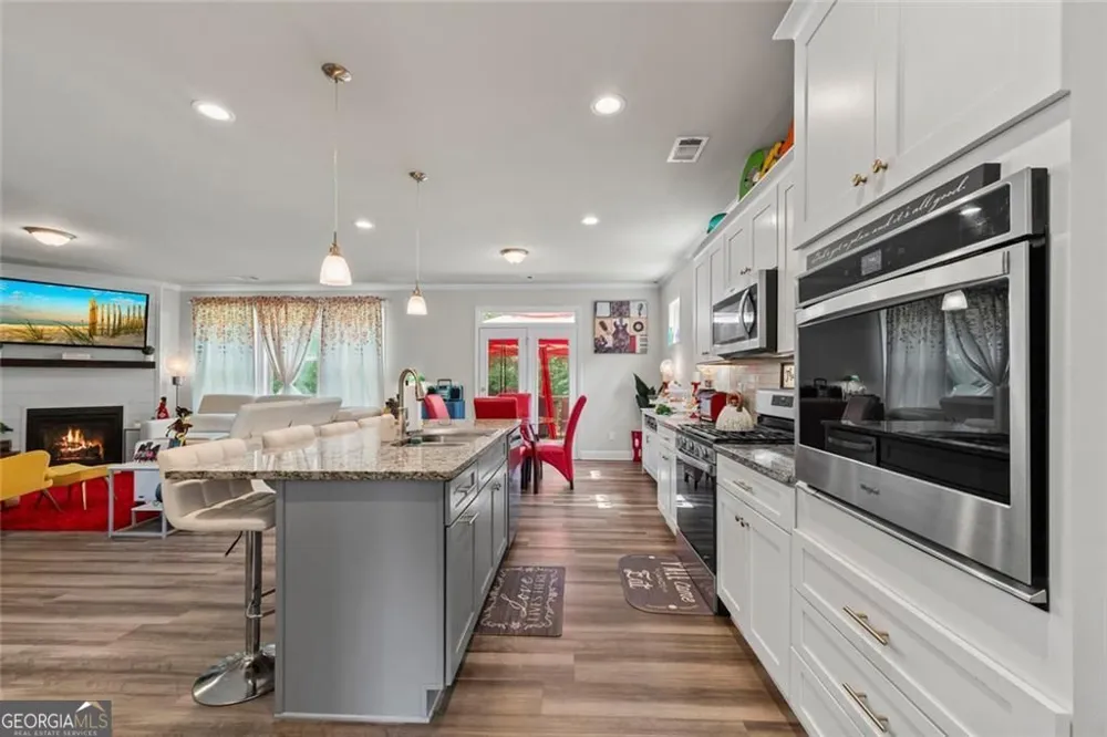 721 Autumn Meadow DR Loganville, GA 30052