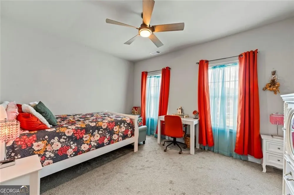 721 Autumn Meadow DR Loganville, GA 30052