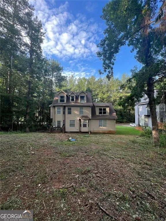 8446 Donald RD Snellville, GA 30039