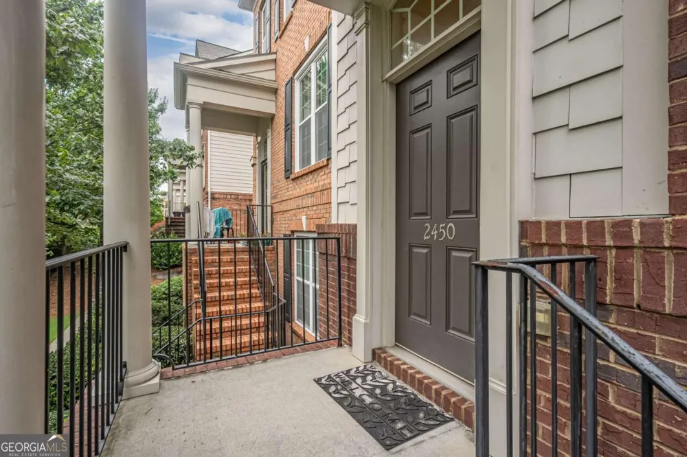 2450 Natoma CT SE Smyrna, GA 30080