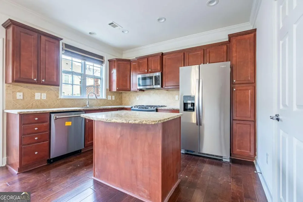 2450 Natoma CT SE Smyrna, GA 30080