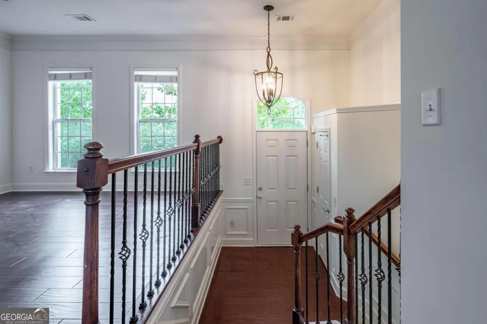 2450 Natoma CT SE Smyrna, GA 30080