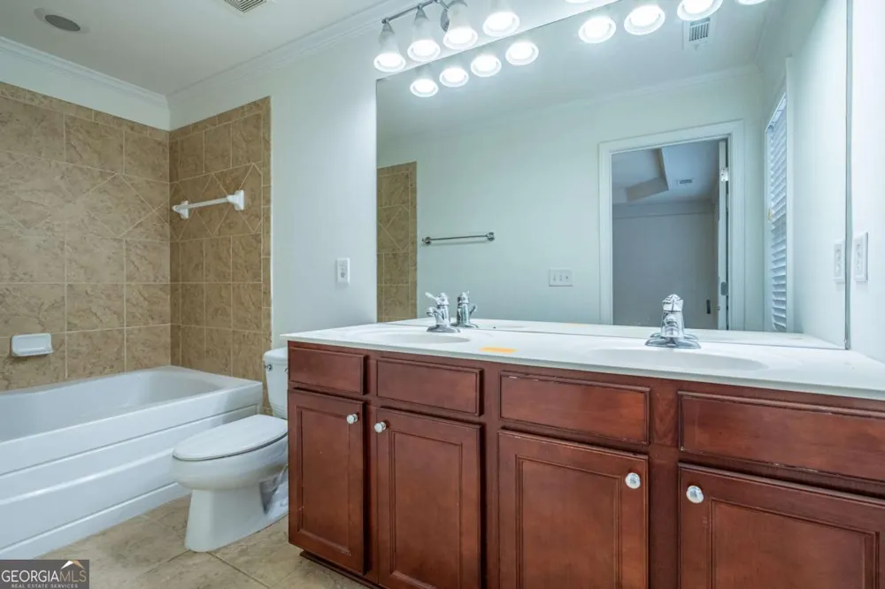 2450 Natoma CT SE Smyrna, GA 30080