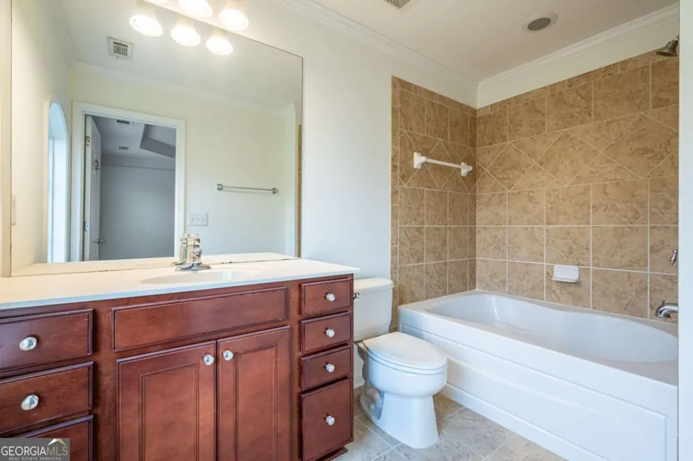 2450 Natoma CT SE Smyrna, GA 30080