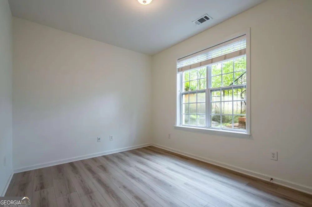 2450 Natoma CT SE Smyrna, GA 30080