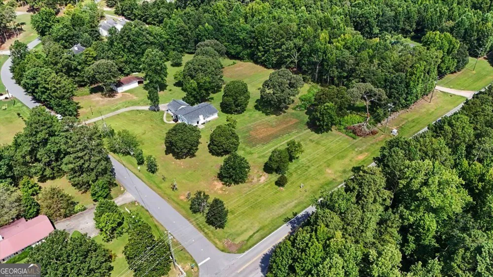 7020 Post RD Winston, GA 30187