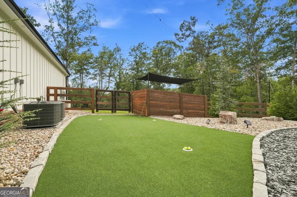 145 London RD Ball Ground, GA 30107