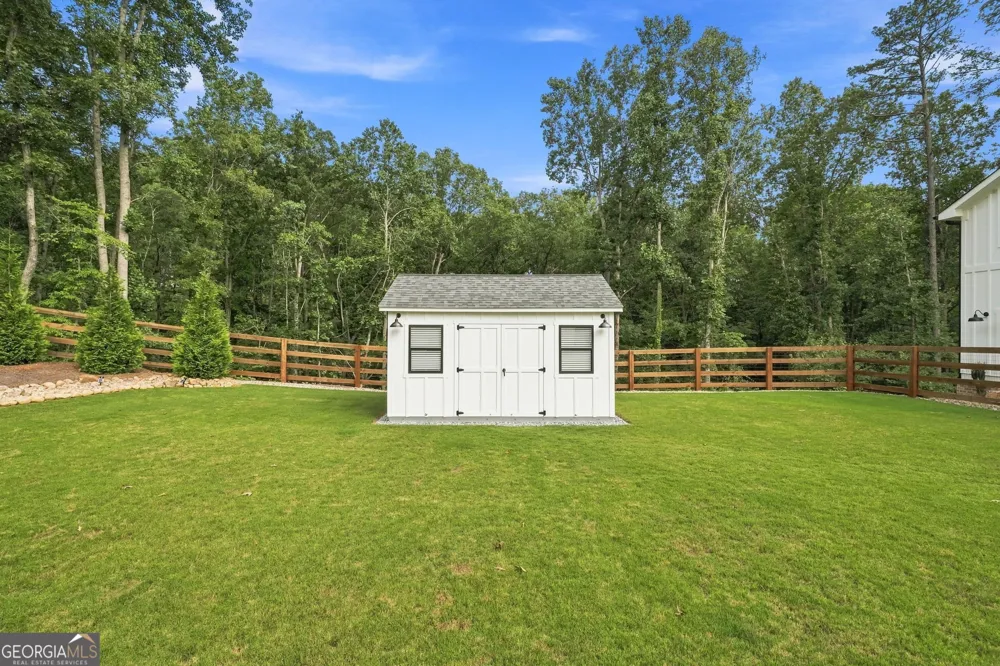 145 London RD Ball Ground, GA 30107
