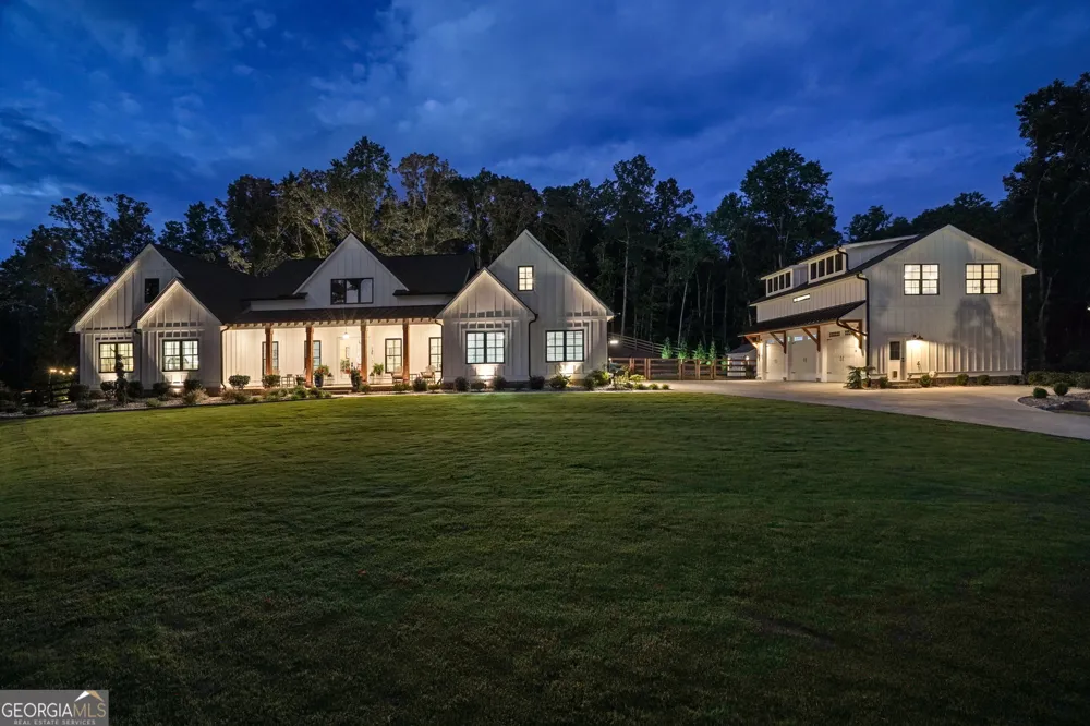 145 London RD Ball Ground, GA 30107
