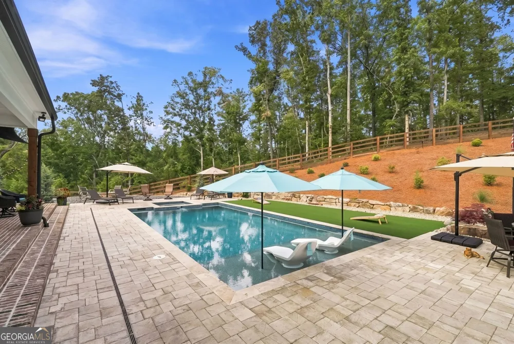 145 London RD Ball Ground, GA 30107