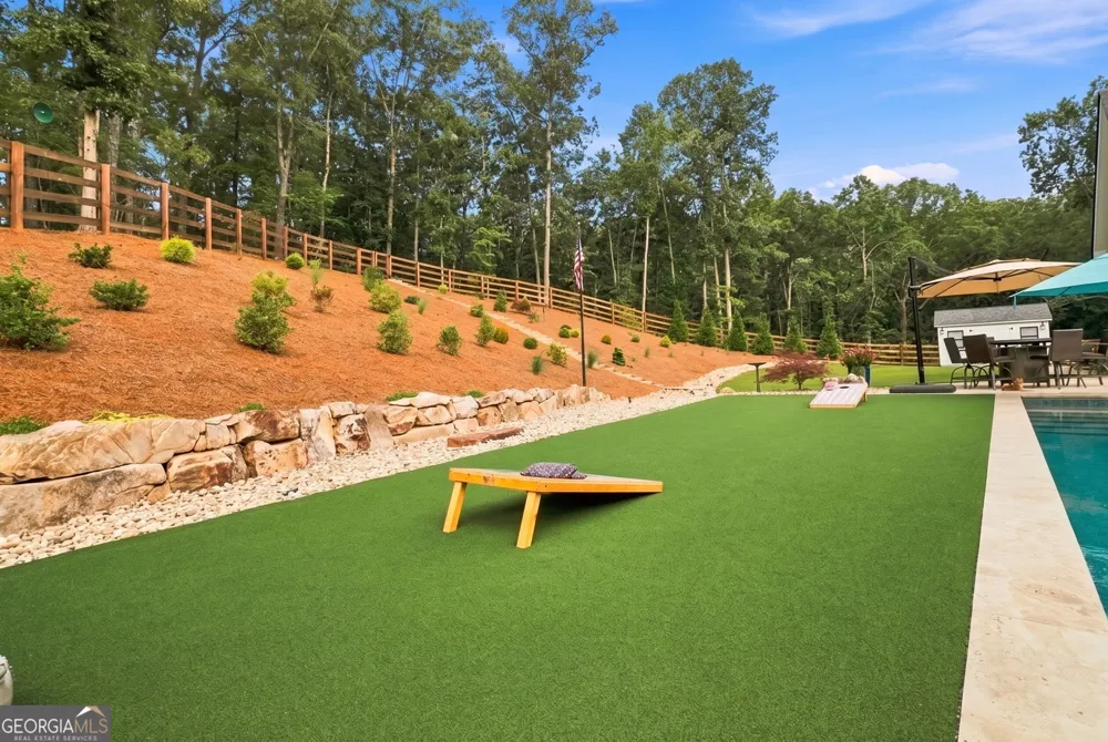 145 London RD Ball Ground, GA 30107