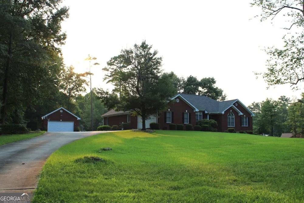 2639 Stanton RD Conyers, GA 30094