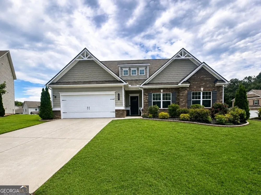 105 Green Tree CT Dacula, GA 30019
