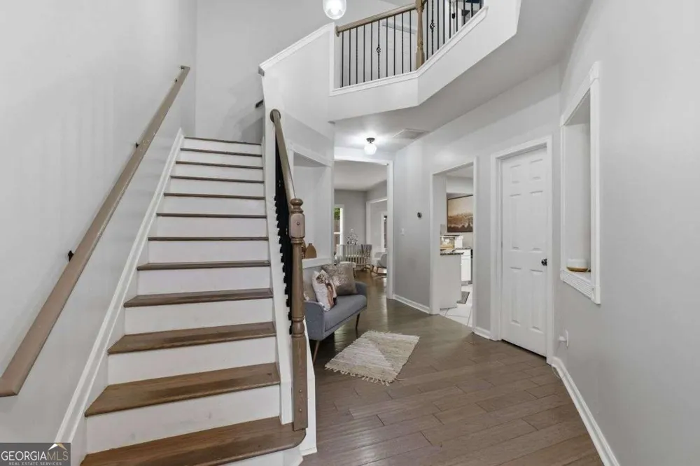 4922 Berkeley Oak CIR Peachtree Corners, GA 30092