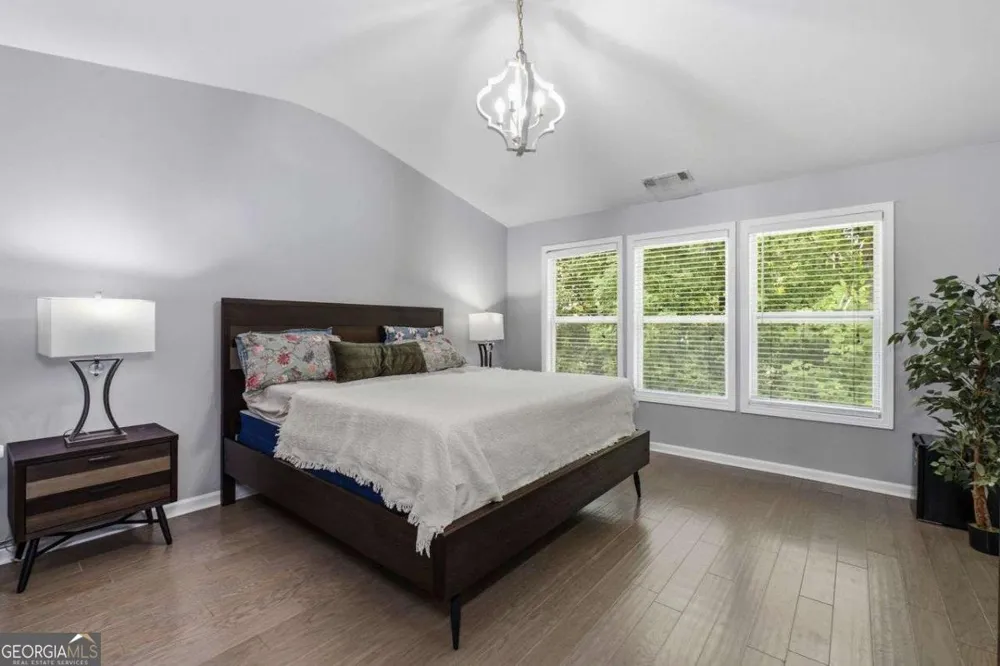 4922 Berkeley Oak CIR Peachtree Corners, GA 30092