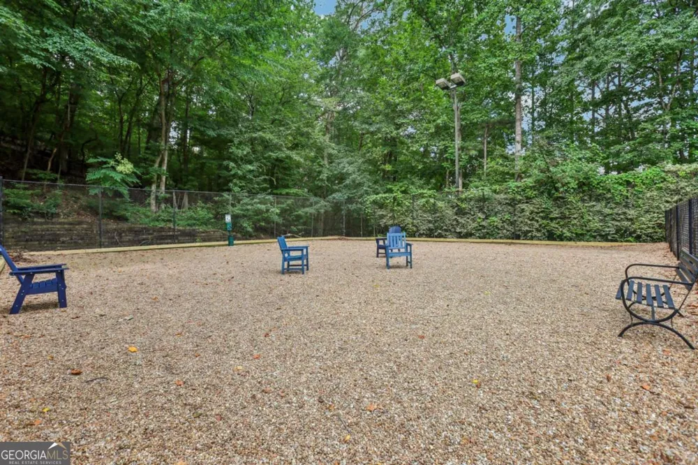 208 Bainbridge DR Sandy Springs, GA 30327