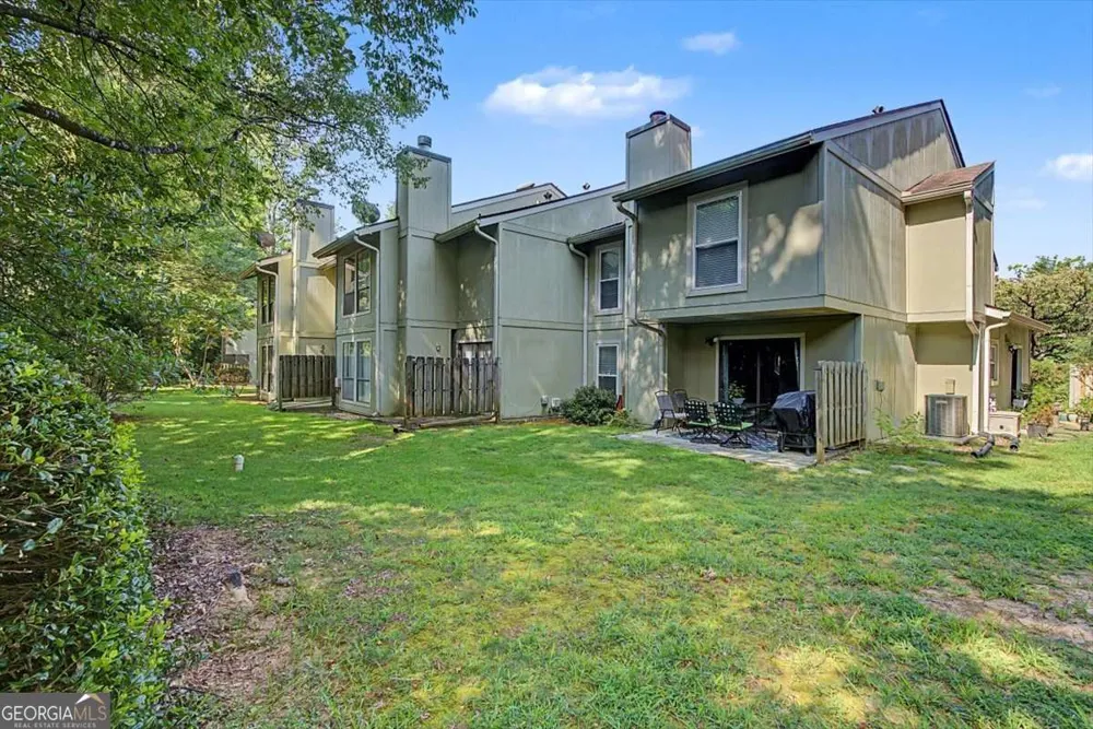 6350 Hawthorne TER Peachtree Corners, GA 30092