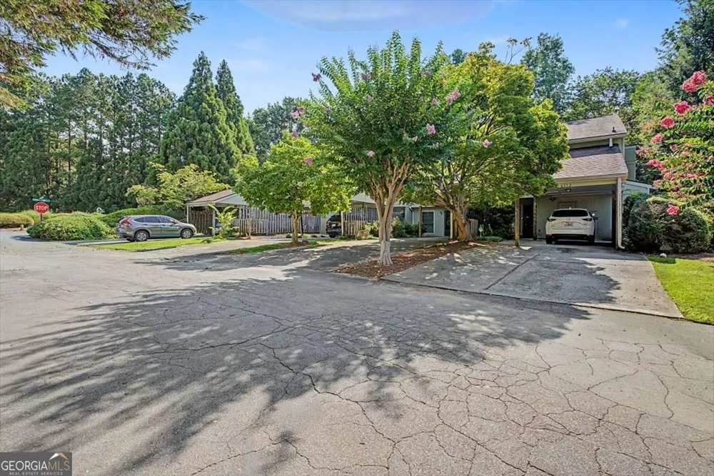 6350 Hawthorne TER Peachtree Corners, GA 30092