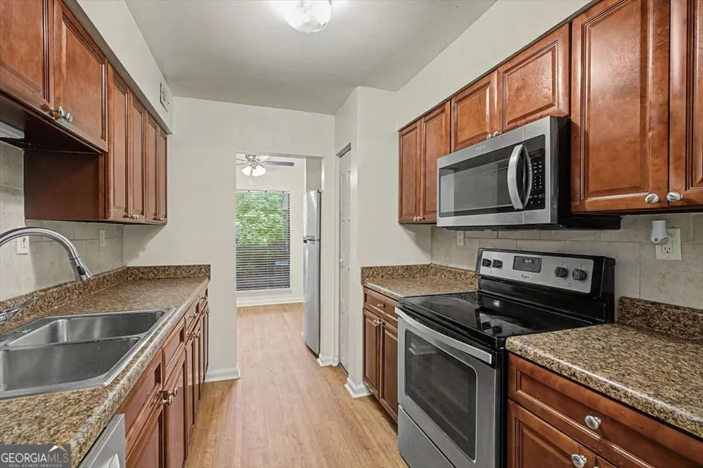 6350 Hawthorne TER Peachtree Corners, GA 30092