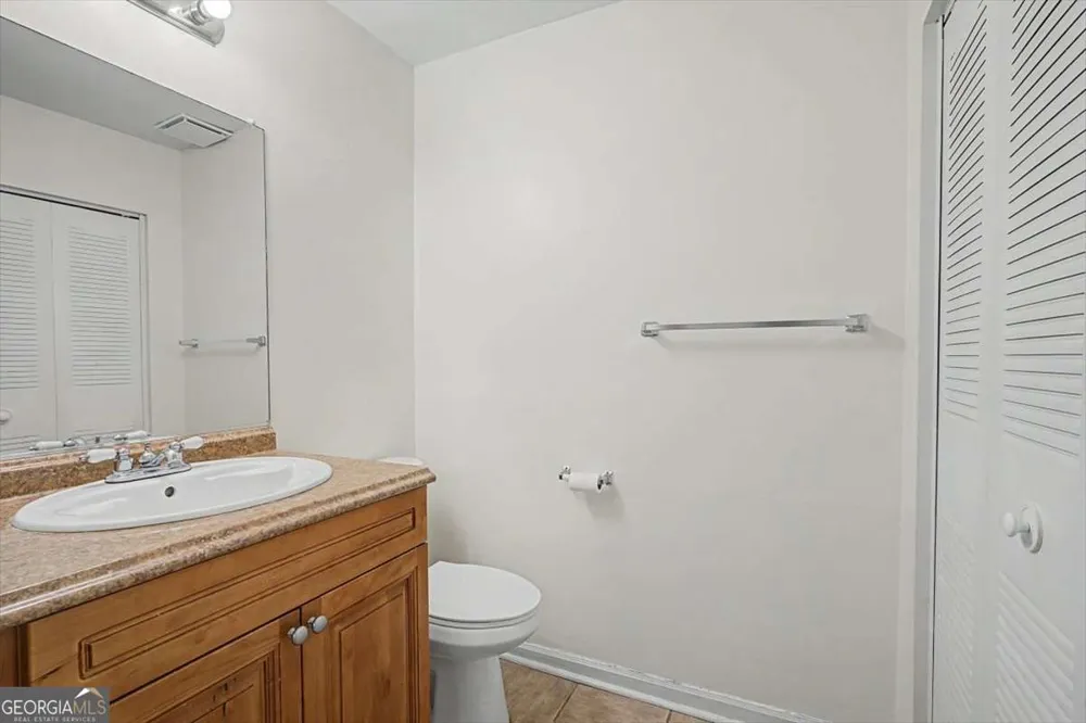 6350 Hawthorne TER Peachtree Corners, GA 30092