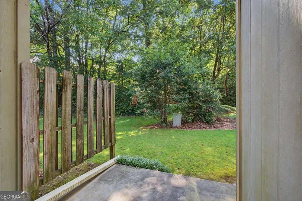 6350 Hawthorne TER Peachtree Corners, GA 30092