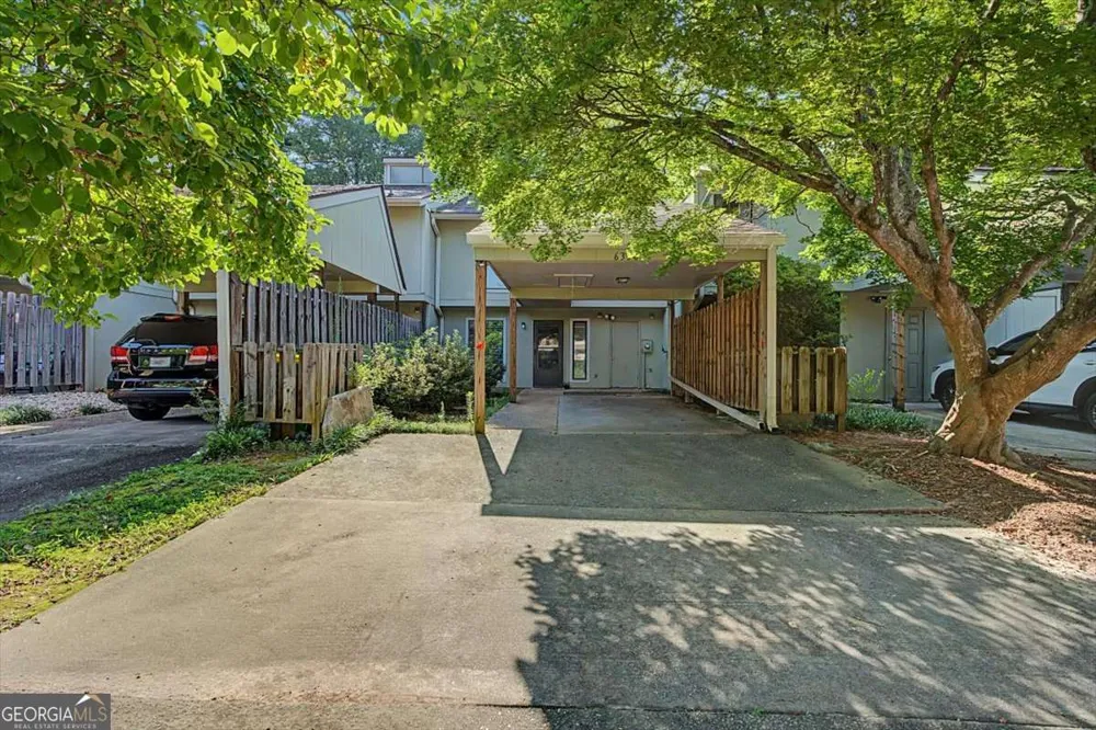 6350 Hawthorne TER Peachtree Corners, GA 30092