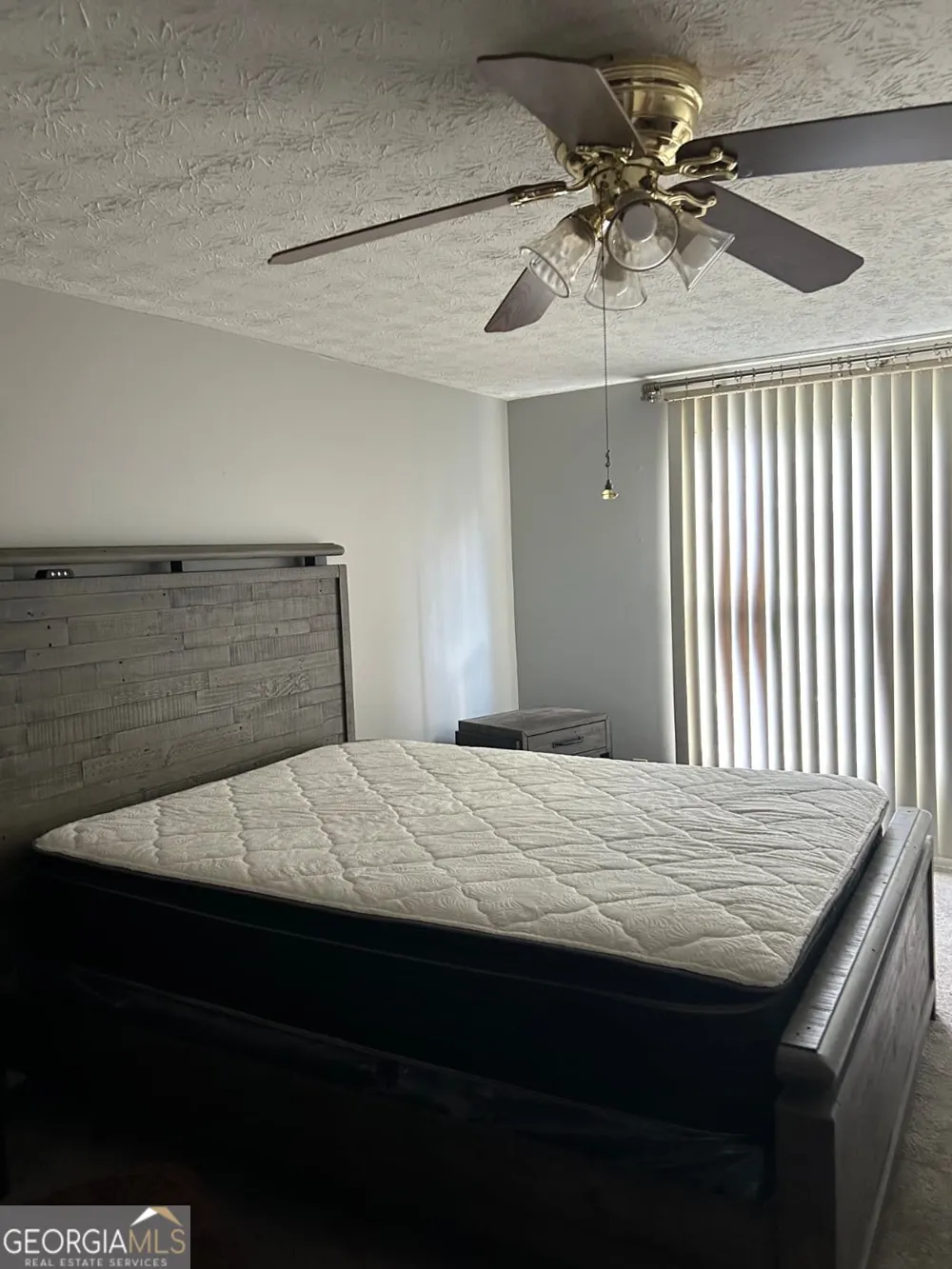 4262 Parkview CT Stone Mountain, GA 30083
