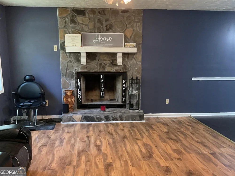 500 Ella DR Griffin, GA 30223