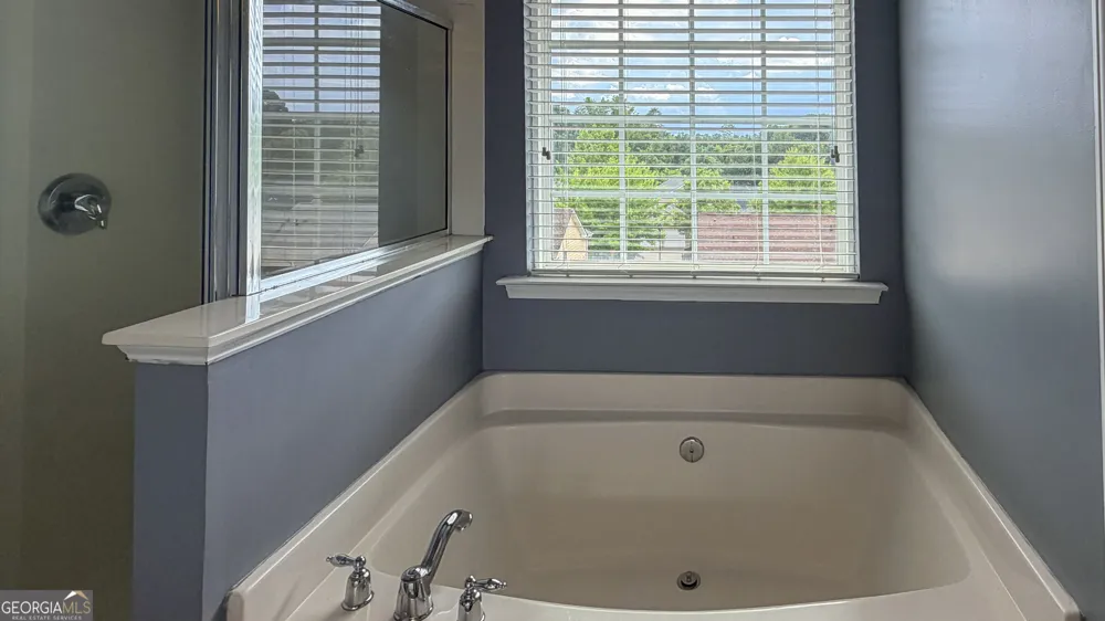 2416 Black Forest DR Conyers, GA 30012