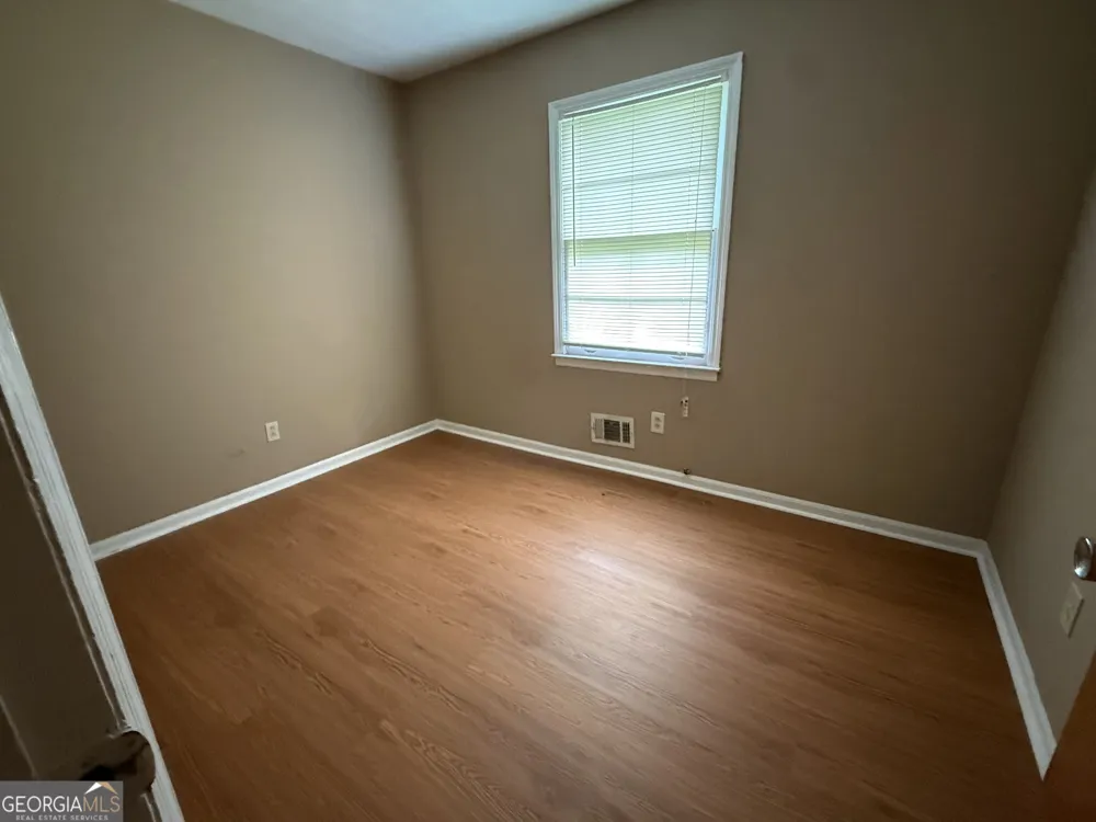 6988 Fielder RD Rex, GA 30273