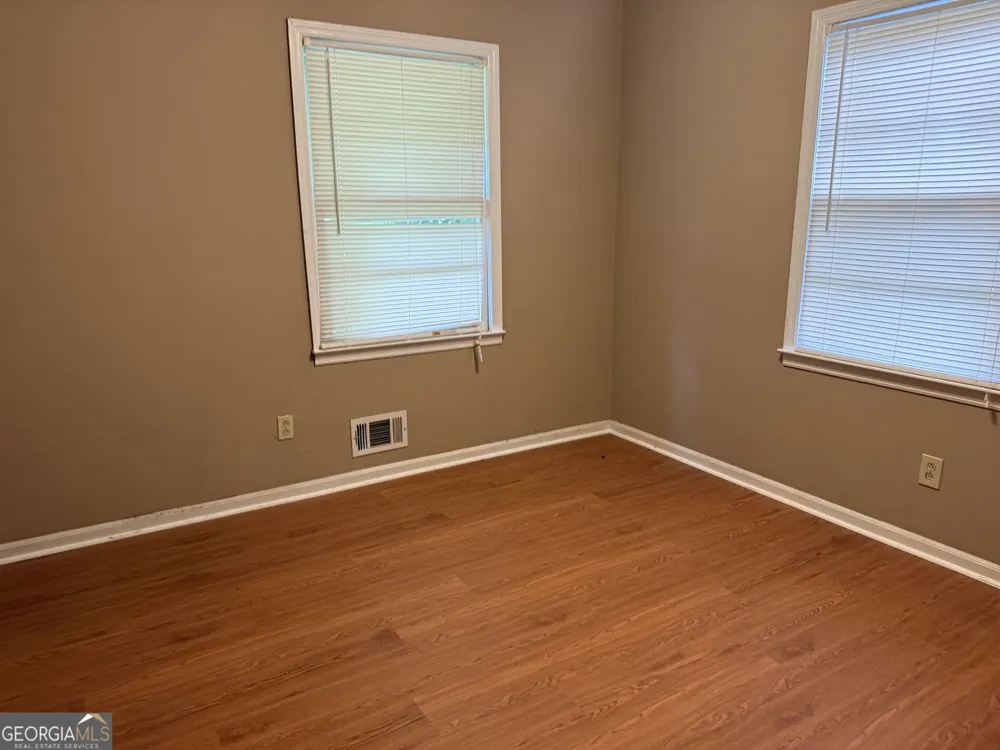 6988 Fielder RD Rex, GA 30273