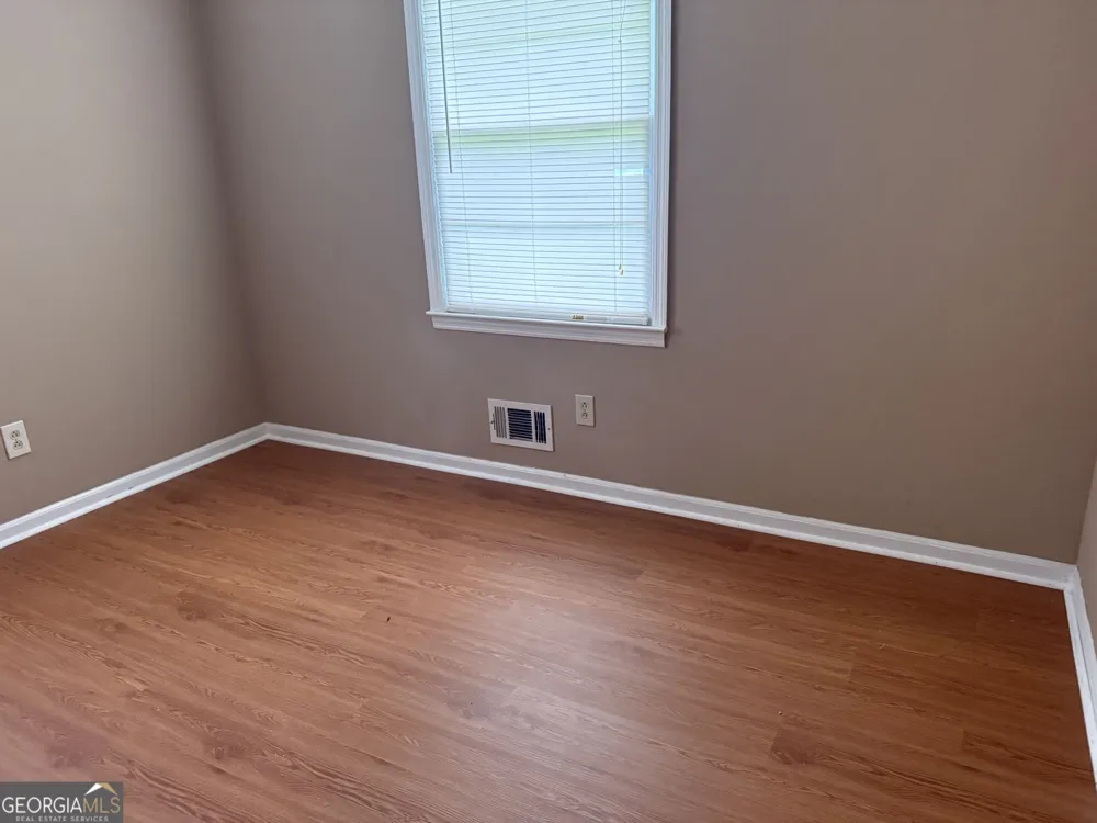 6988 Fielder RD Rex, GA 30273