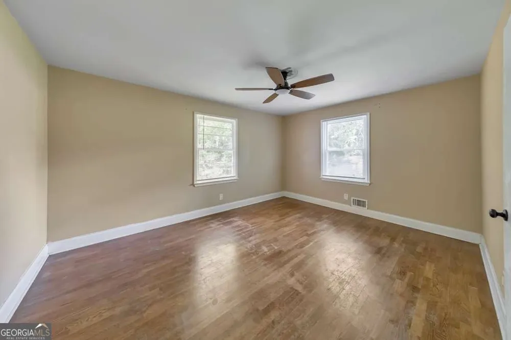 4259 Worth ST NW Acworth, GA 30101