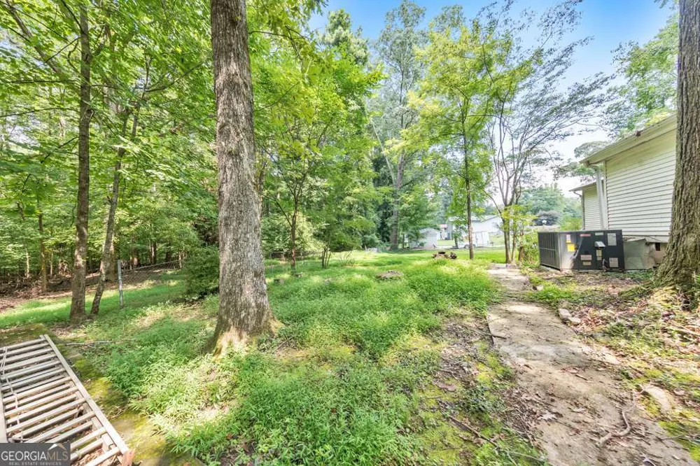 4259 Worth ST NW Acworth, GA 30101